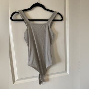 ❌SOLD❌American Eagle square neck ribbed grey bodysuit